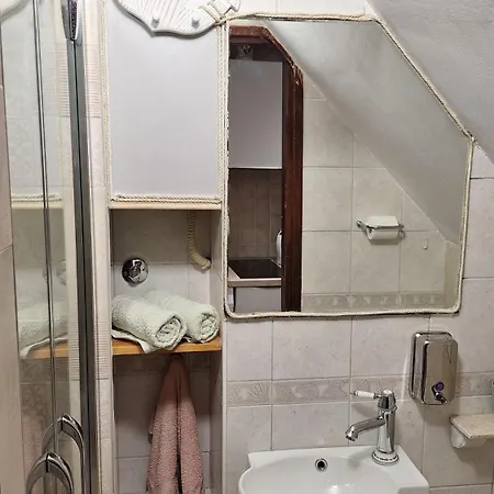 Apartment Crocant House *
